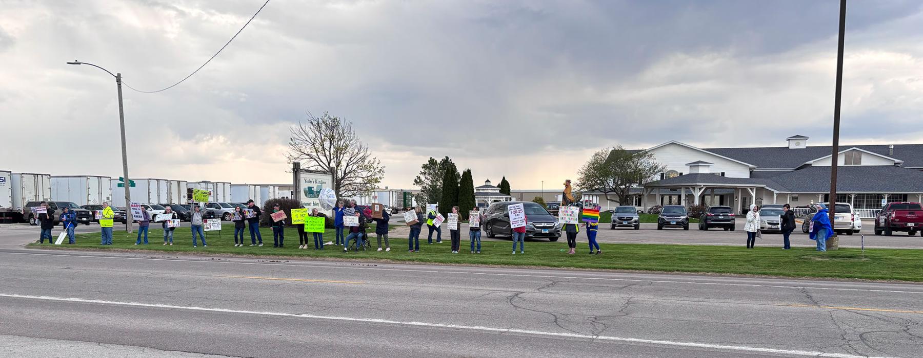 Protest Arthur, IL